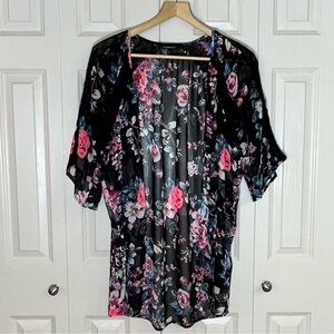 Express Women's Size Medium Kimono Cover Up Black Pink Floral Crochet